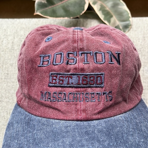Newhattan Boston Baseball Cap with adjustable strap - Picture 14 of 17